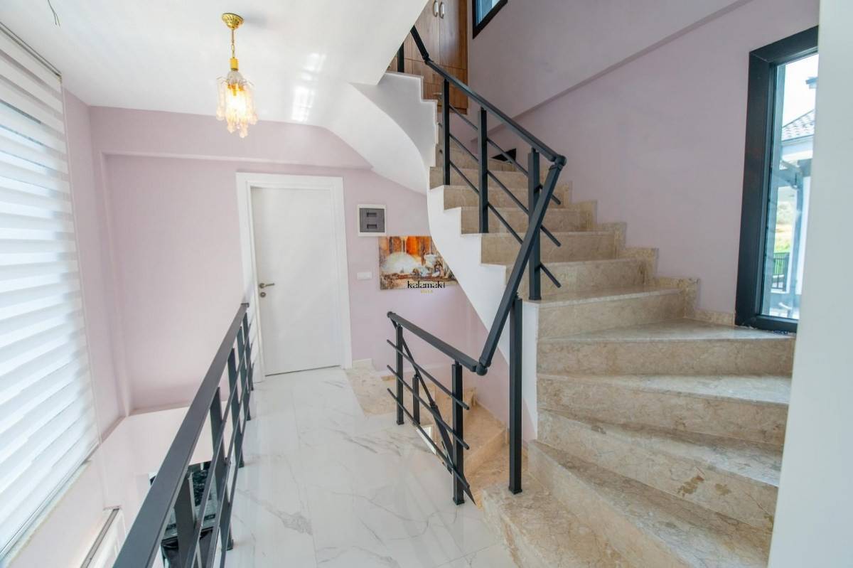 Villa Derinhera 1