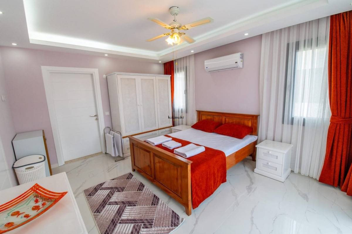 Villa Derinhera 1