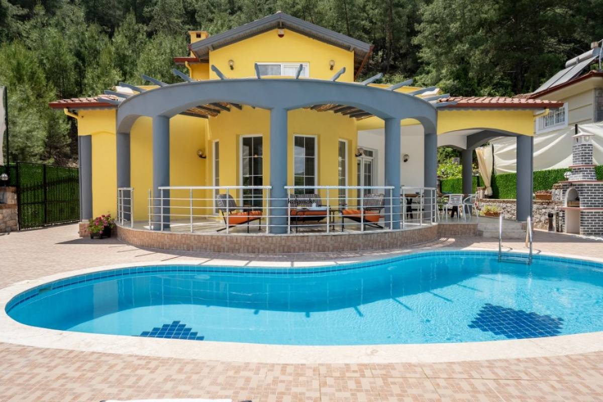 Villa Sarıyaz