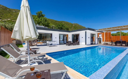 Villa Lidya