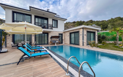 Villa Sweet Moon