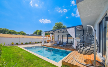 Villa Shiraz